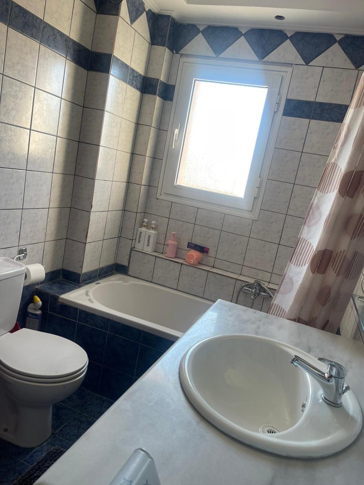 Bright Apartment, Spacious Near The Center Tríkala Eksteriør billede